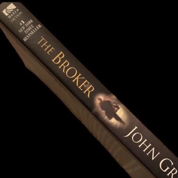 🎉2/ $18 🎉 The Broker. Thriller - Picture 4 of 4